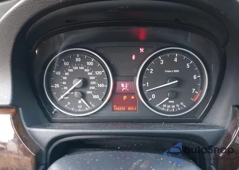 2011 BMW 328I xDrive из США, поврежденный, VIN WBAPK5C5XBA656259